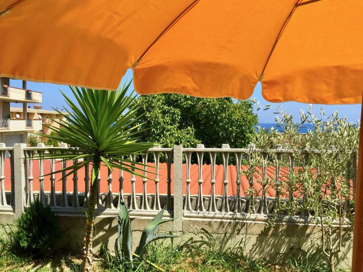 Apartamento Alba Blu Santa Caterina Dello Ionio Marina Exterior foto